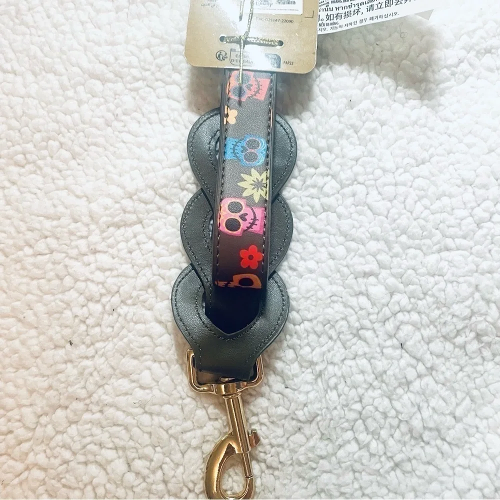 NWT Disney Dog Leash Coco - Day of the Dead Sugar Skulls - Disney Tails Pet Lead